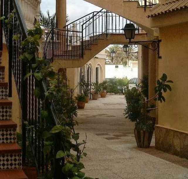 Shoal Apartamentos Orihuela Exterior photo